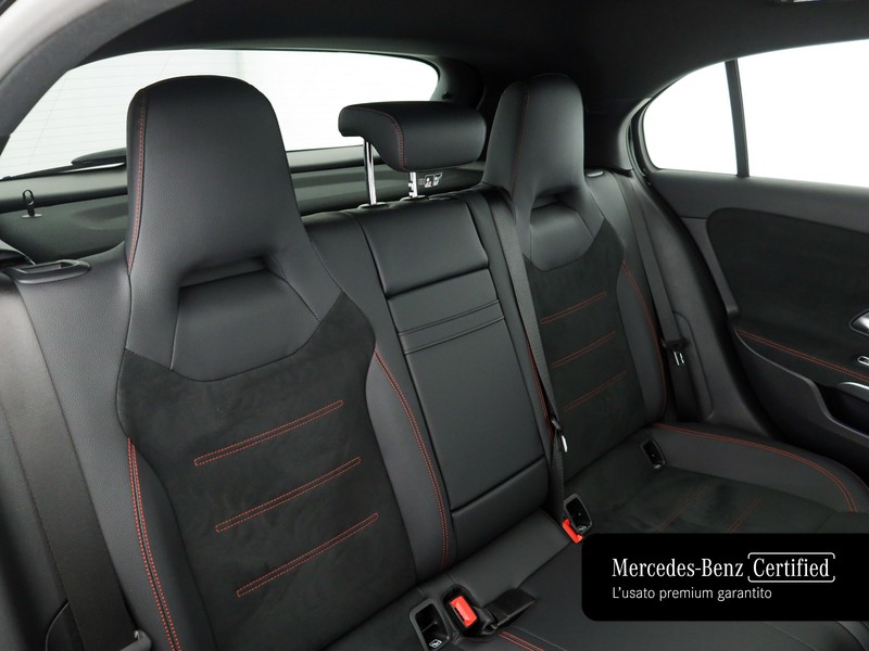 AMG Classe A a amg 35 amg line premium 4matic auto ibrido nero