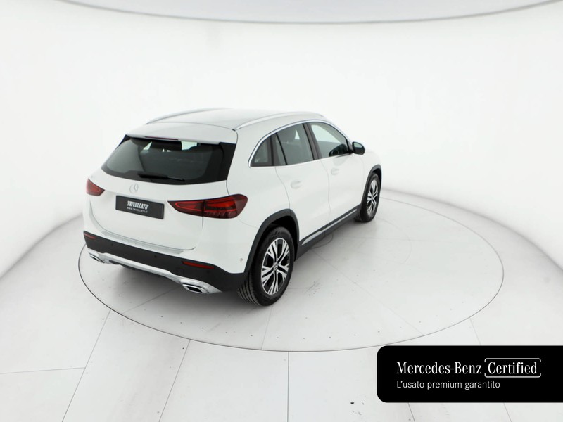 Mercedes GLA 180 d progressive advanced plus auto diesel bianco