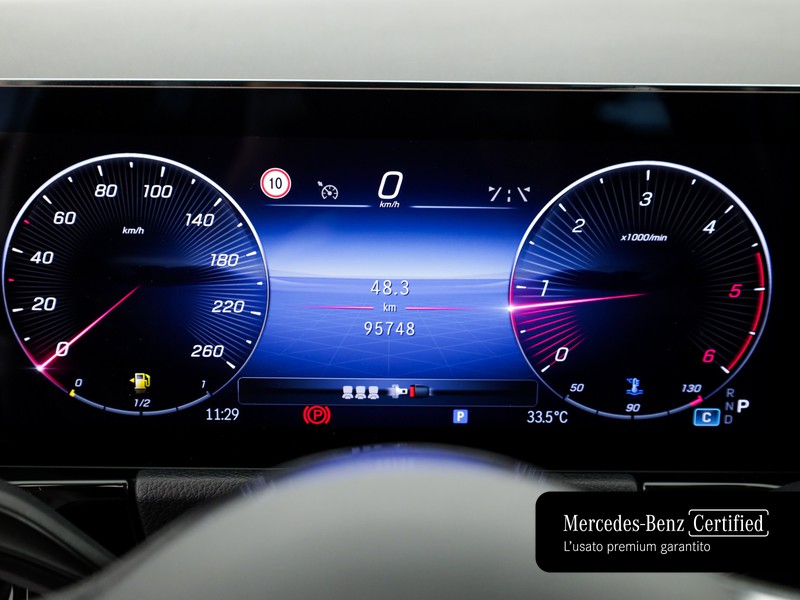 Mercedes GLA 180 d progressive advanced plus auto diesel bianco