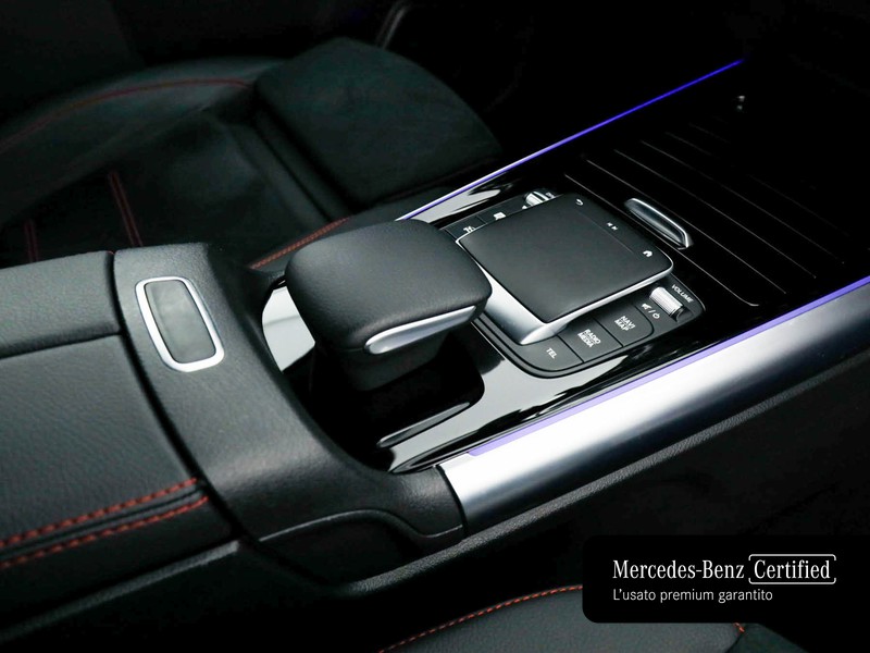 Mercedes GLA 200 d premium auto diesel nero