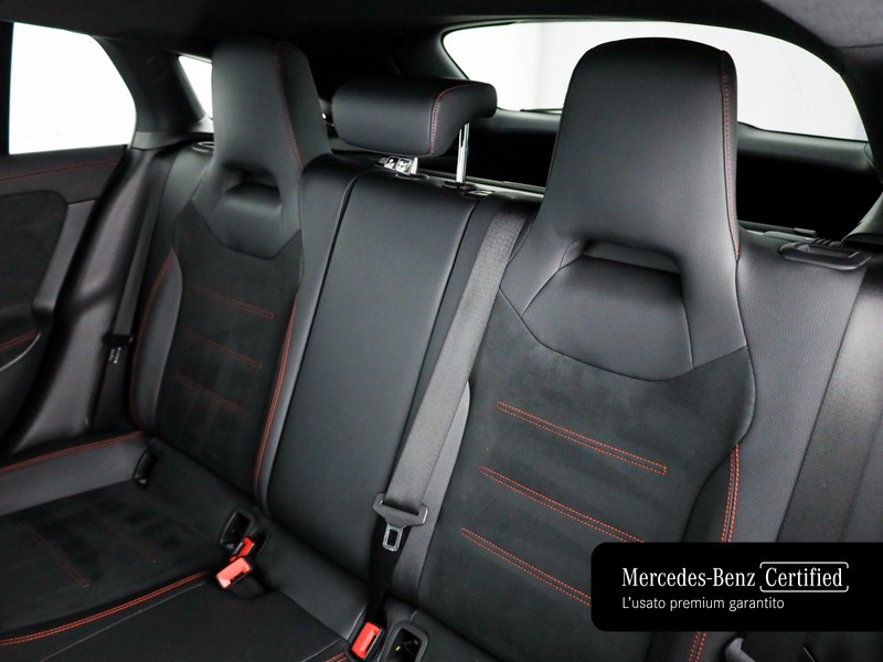 Mercedes CLA Shooting Brake  200 d premium auto diesel nero