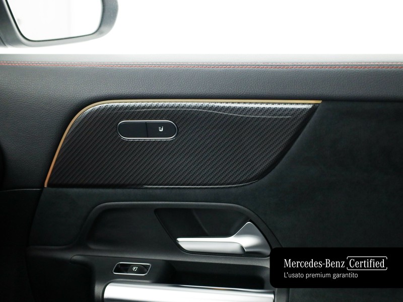 Mercedes GLA 180 d premium auto diesel nero