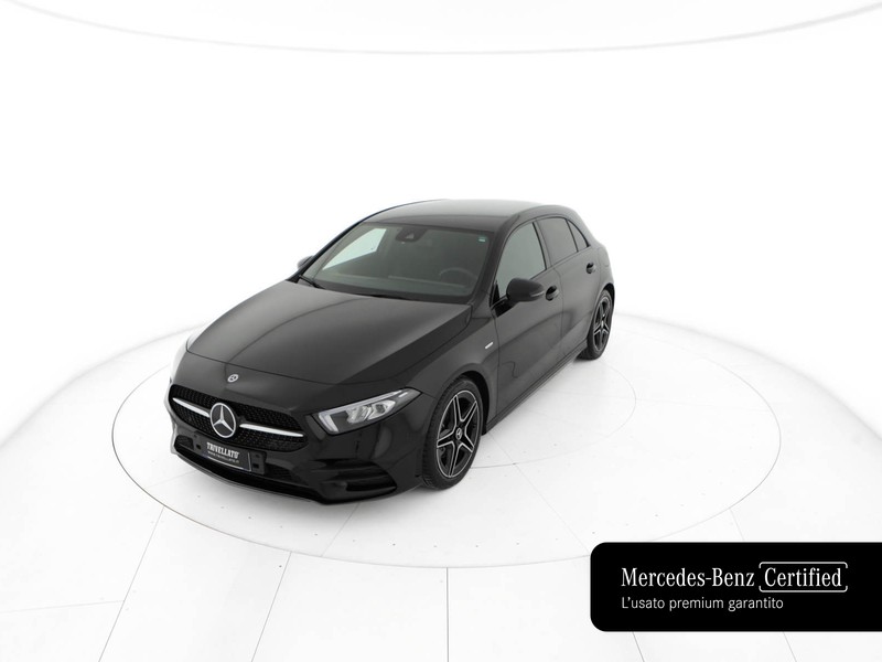 Mercedes Classe A 180 d premium night edition auto diesel nero