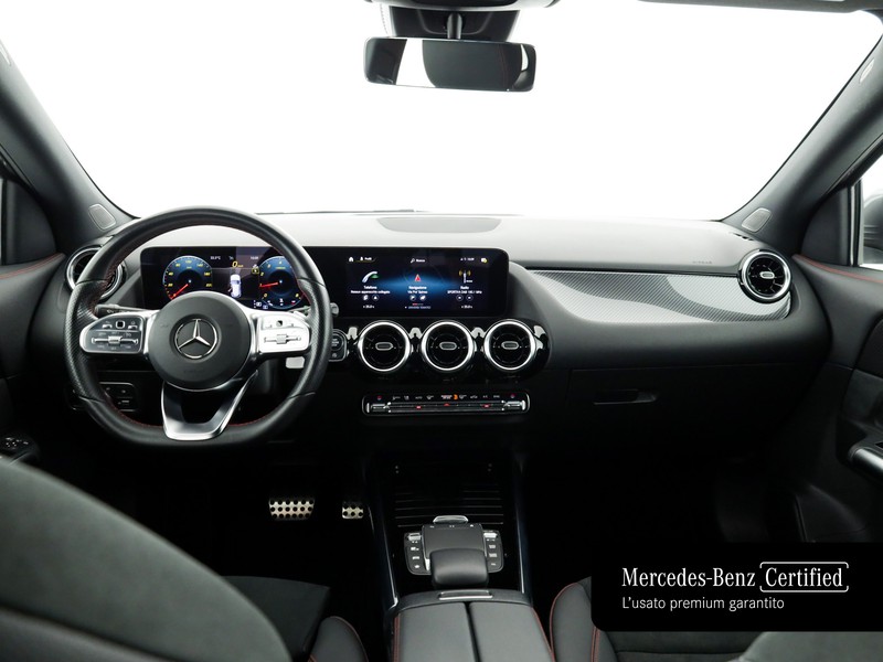Mercedes GLA 180 premium auto benzina grigio