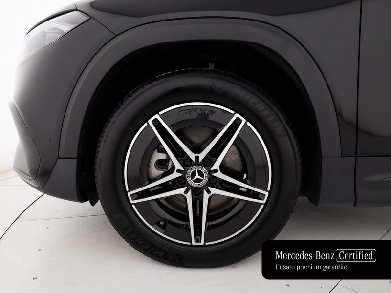 Mercedes EQB 250+ amg line advanced elettrica nero