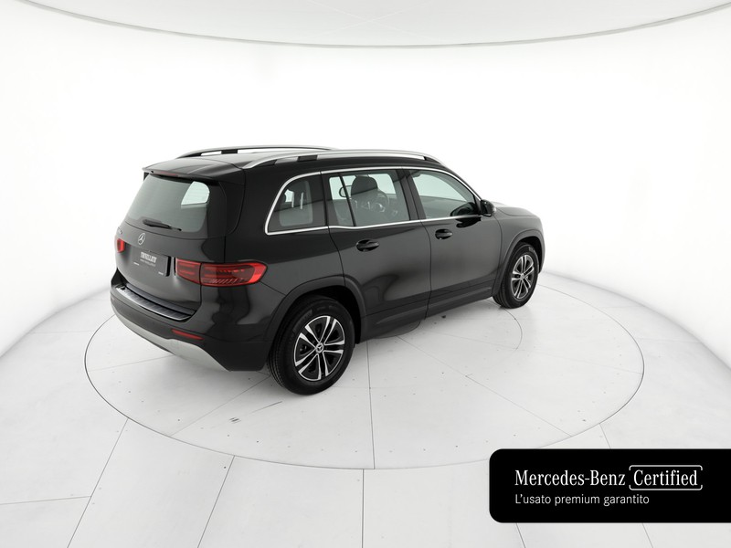 Mercedes GLB - foto 4