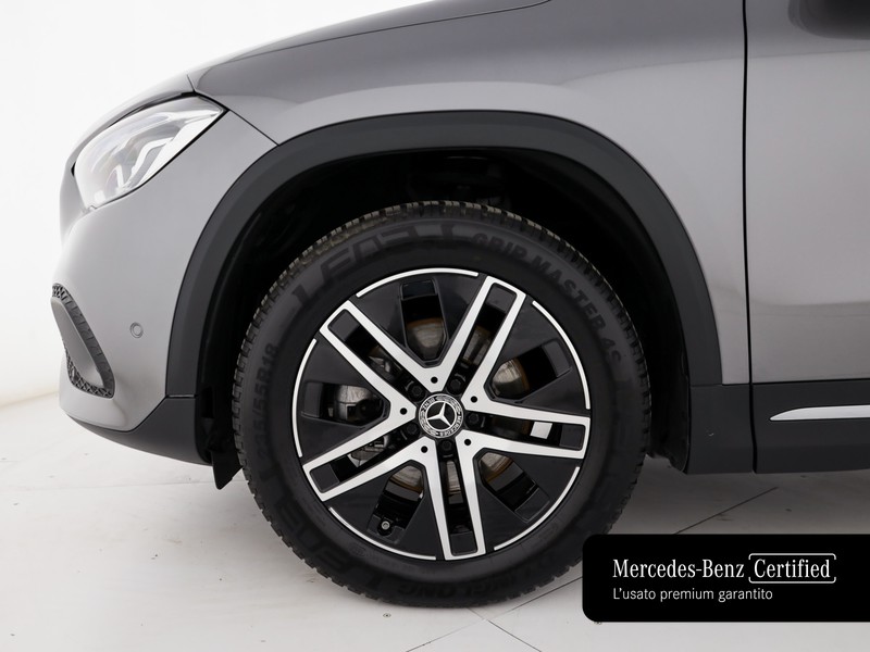 Mercedes GLA 180 d sport plus auto diesel grigio