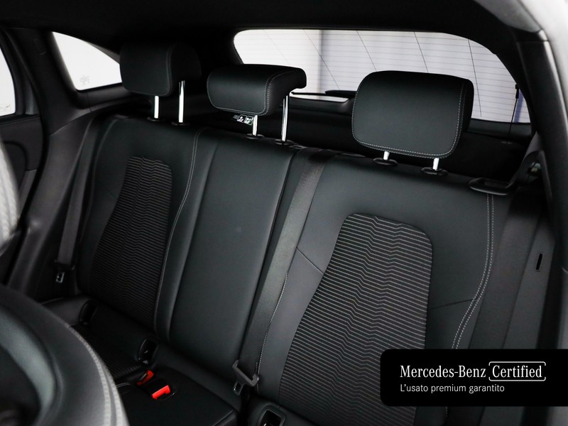 Mercedes GLA 180 d sport plus auto diesel grigio