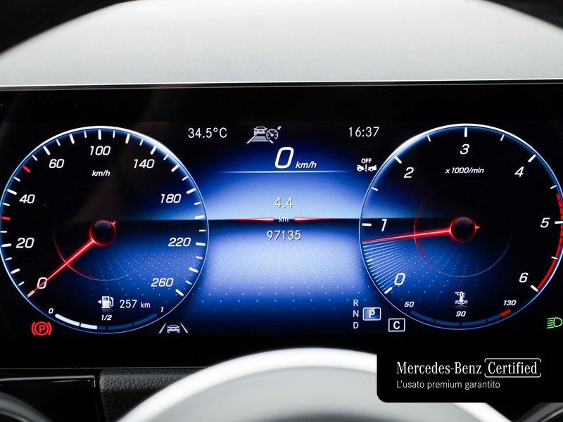 Mercedes GLA 180 d sport plus auto diesel grigio
