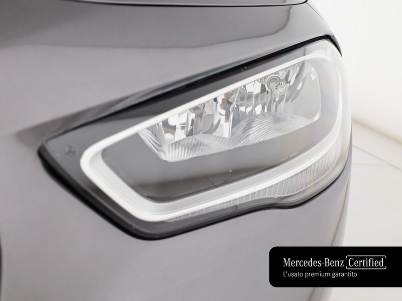 Mercedes GLA 180 d business auto diesel grigio