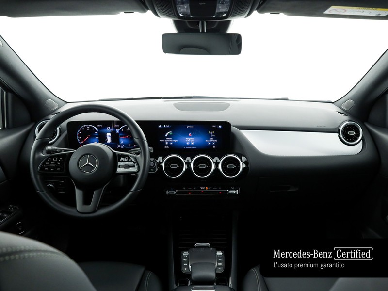 Mercedes GLA 180 d sport plus auto diesel grigio