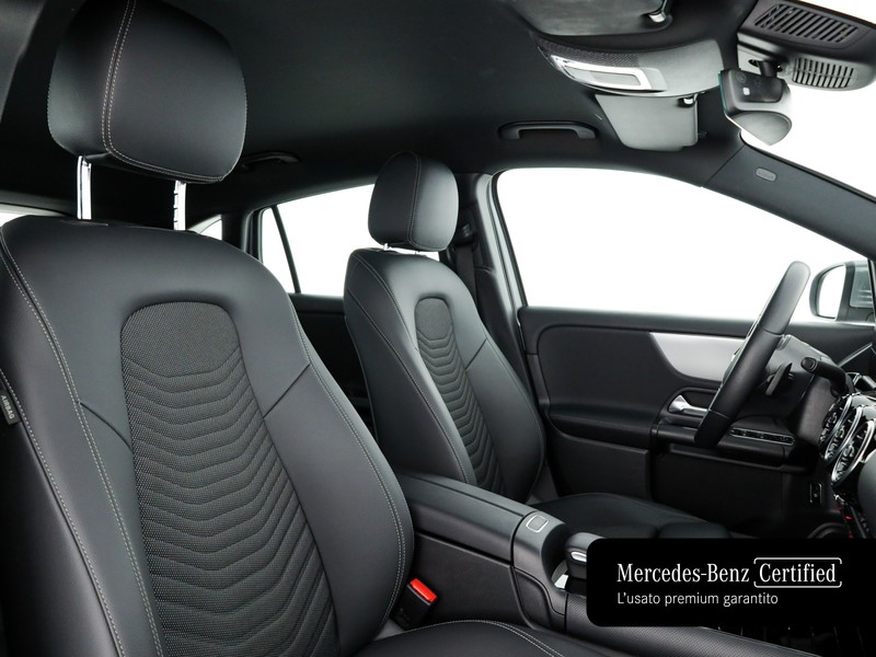 Mercedes GLA 180 d sport plus auto diesel grigio