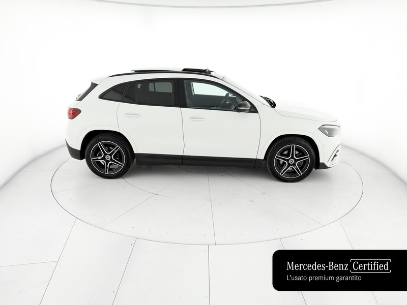 Mercedes GLA 200 d amg line advanced plus 4matic auto diesel bianco
