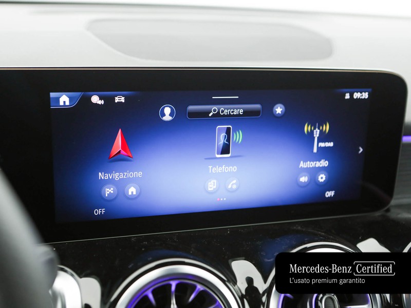 AMG GLB amg 35 premium amg 4matic auto 7p.ti ibrido bianco