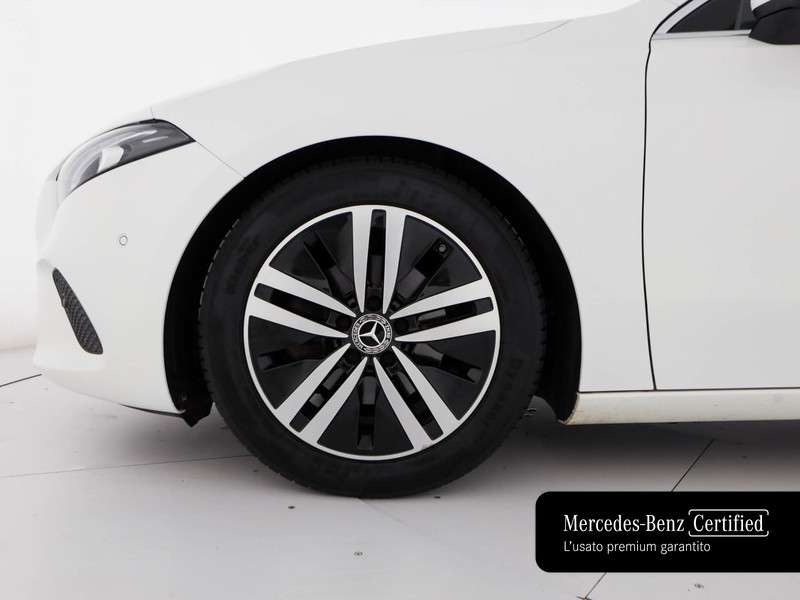 Mercedes Classe A 180 sport auto benzina bianco