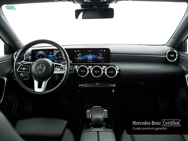 Mercedes Classe A 180 sport auto benzina bianco