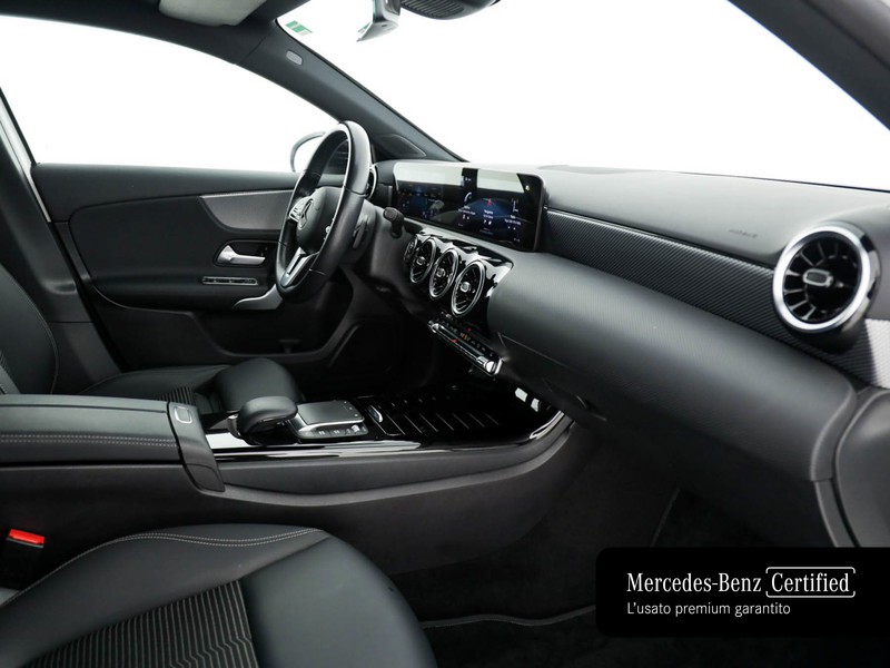 Mercedes Classe A 180 sport auto benzina bianco