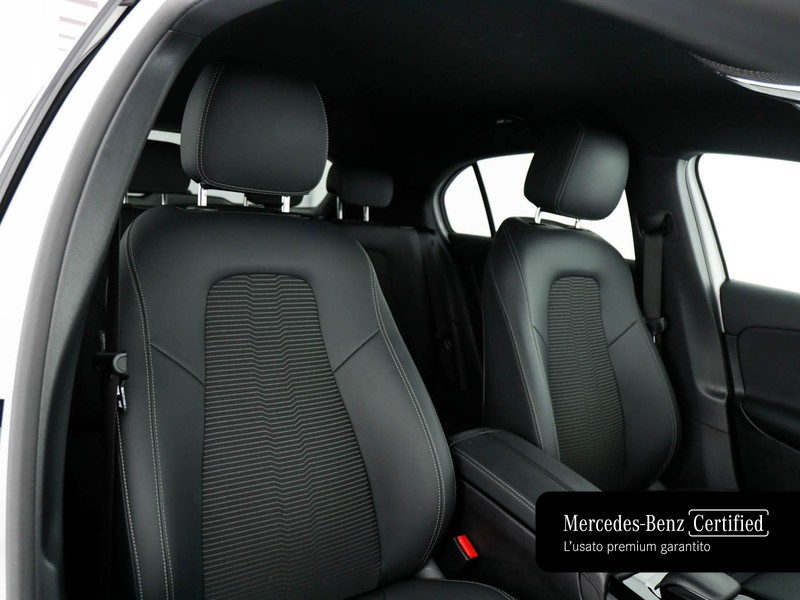 Mercedes Classe A 180 sport auto benzina bianco