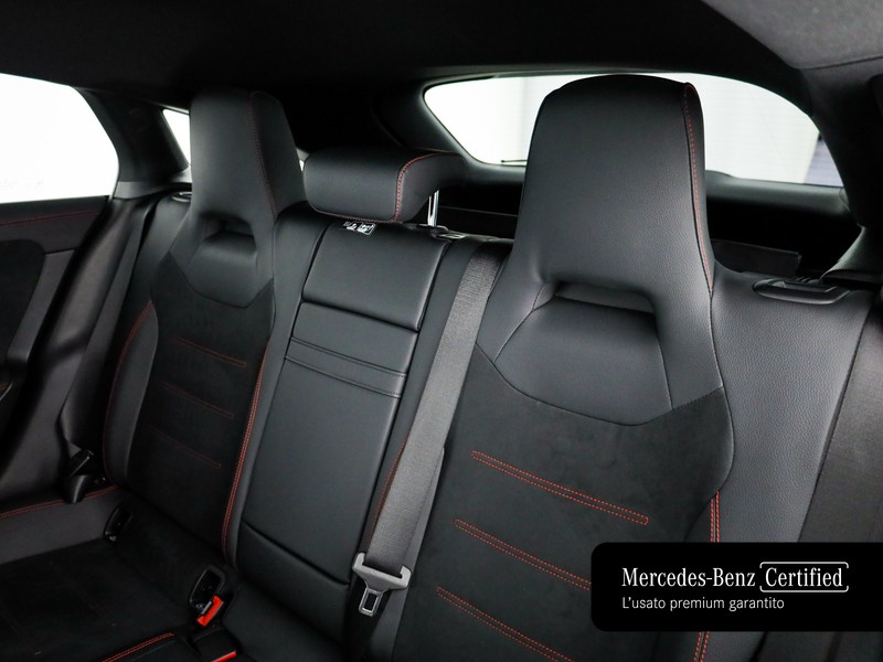 Mercedes CLA Shooting Brake  200 d amg line advanced plus auto diesel nero