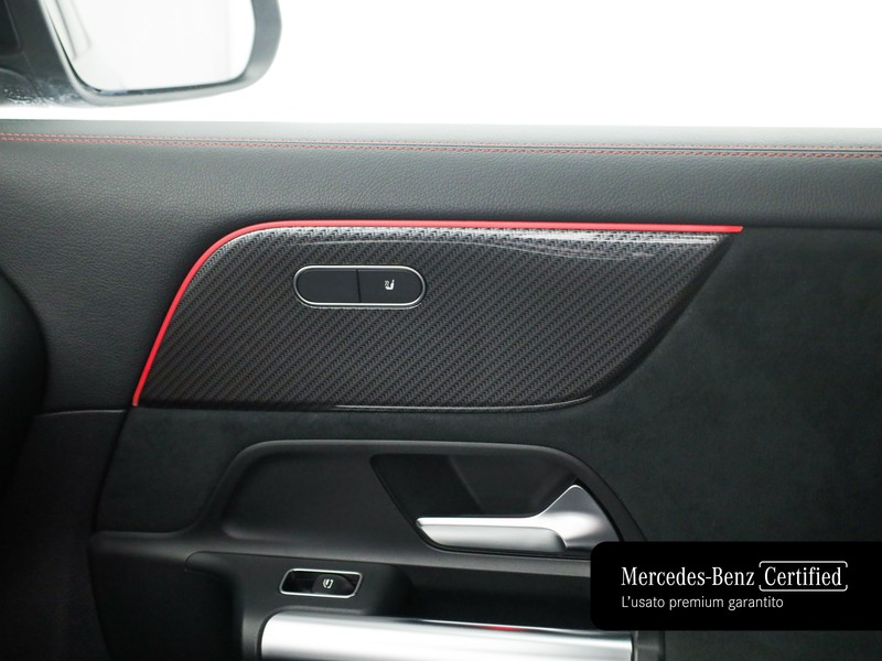 Mercedes GLA 180 d amg line advanced plus auto diesel nero