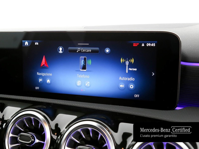 AMG Classe A a amg 35 amg line premium 4matic auto ibrido bianco