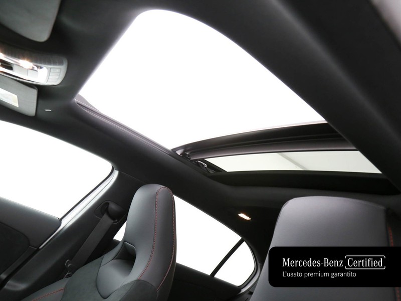 AMG Classe A a amg 35 amg line premium 4matic auto ibrido bianco