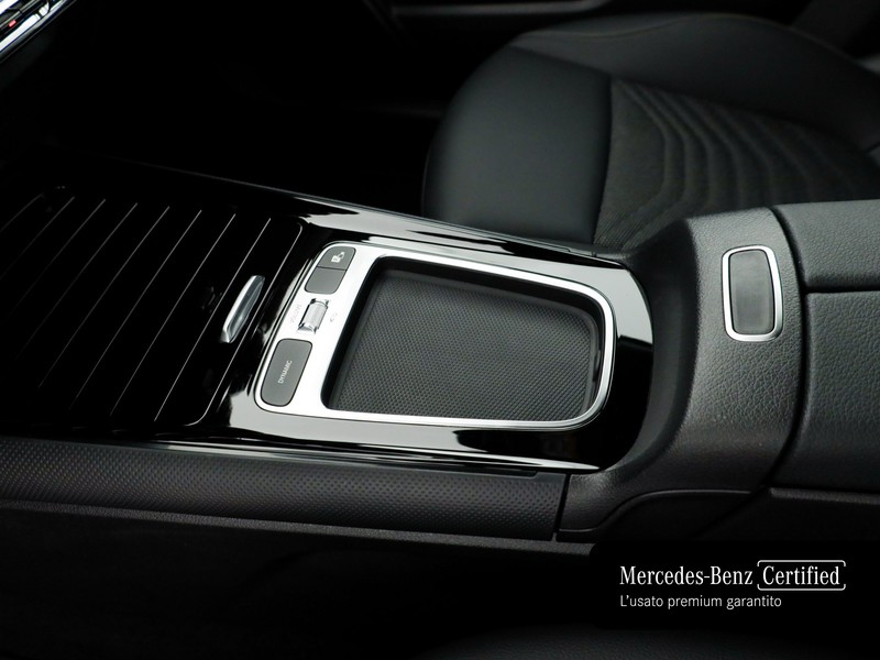 Mercedes Classe B 180 d executive auto diesel bianco