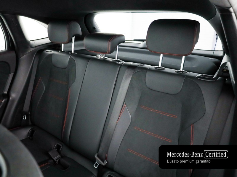 Mercedes GLA 180 d premium auto diesel nero