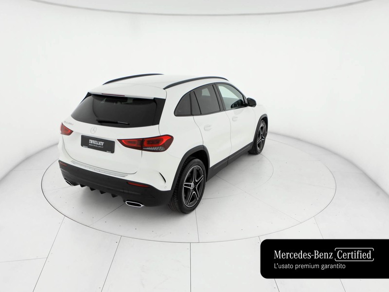 Mercedes GLA 200 d premium auto diesel bianco
