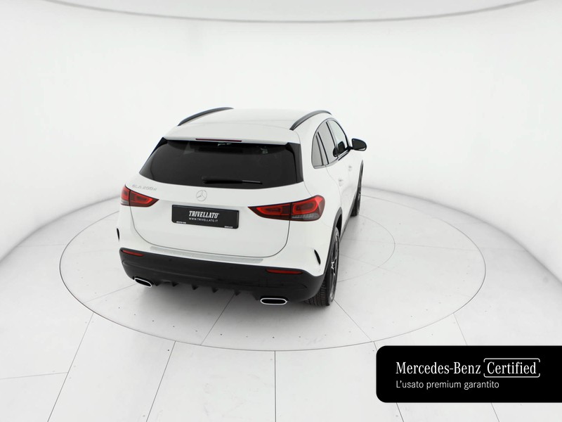 Mercedes GLA 200 d premium auto diesel bianco