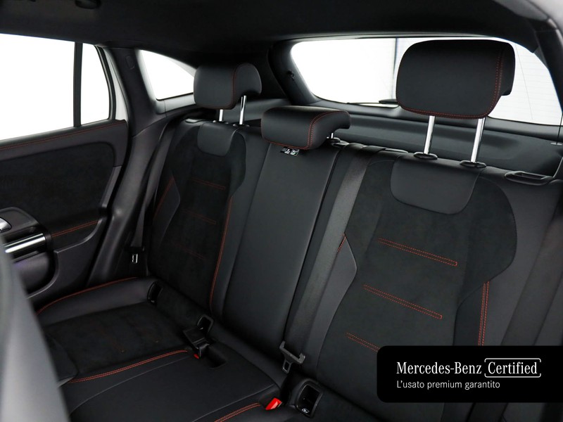 Mercedes GLA 200 d premium auto diesel bianco