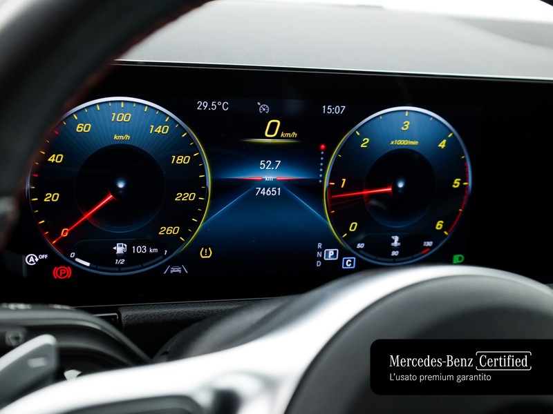 Mercedes GLA 200 d premium auto diesel bianco
