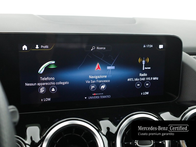 Mercedes GLA 200 d premium auto diesel bianco