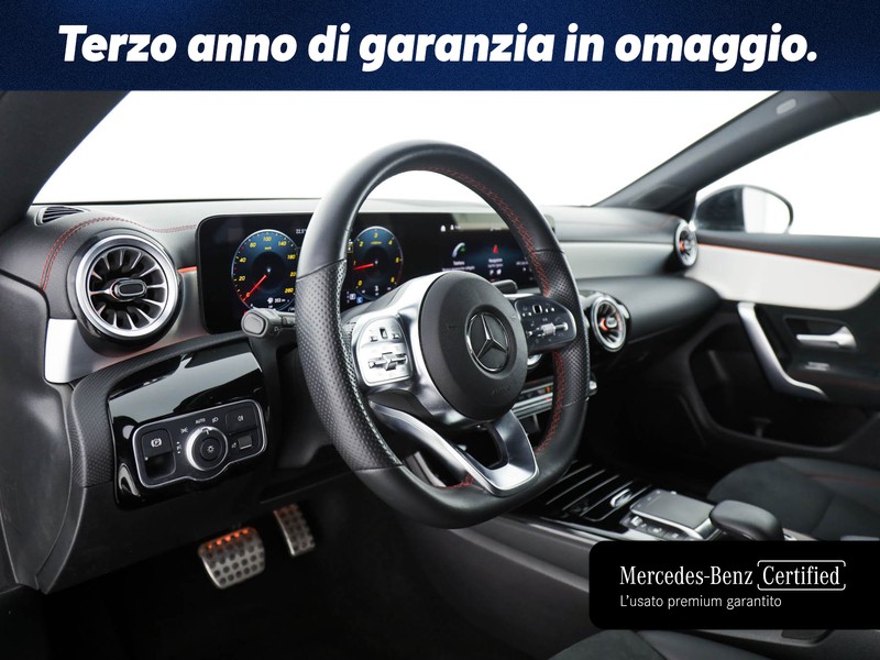 Mercedes CLA Shooting Brake  200 d premium auto diesel nero