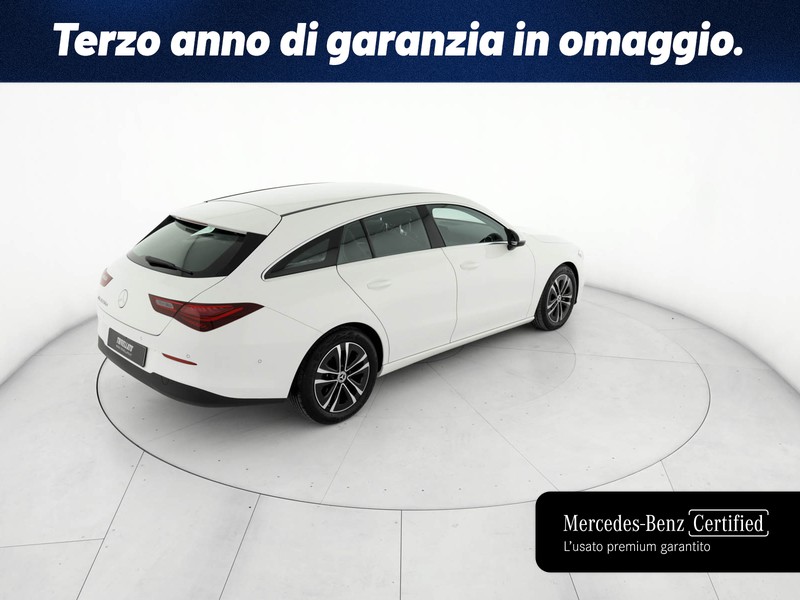 Mercedes CLA Shooting Brake  180 d advanced auto diesel bianco