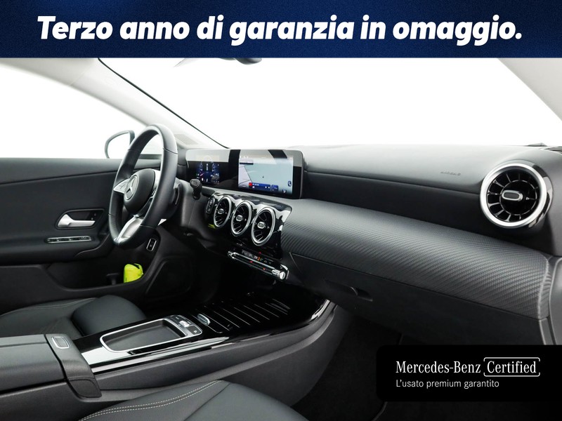 Mercedes CLA Shooting Brake  180 d advanced auto diesel bianco