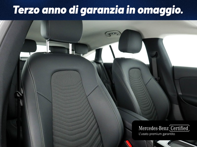 Mercedes CLA Shooting Brake  180 d advanced auto diesel bianco