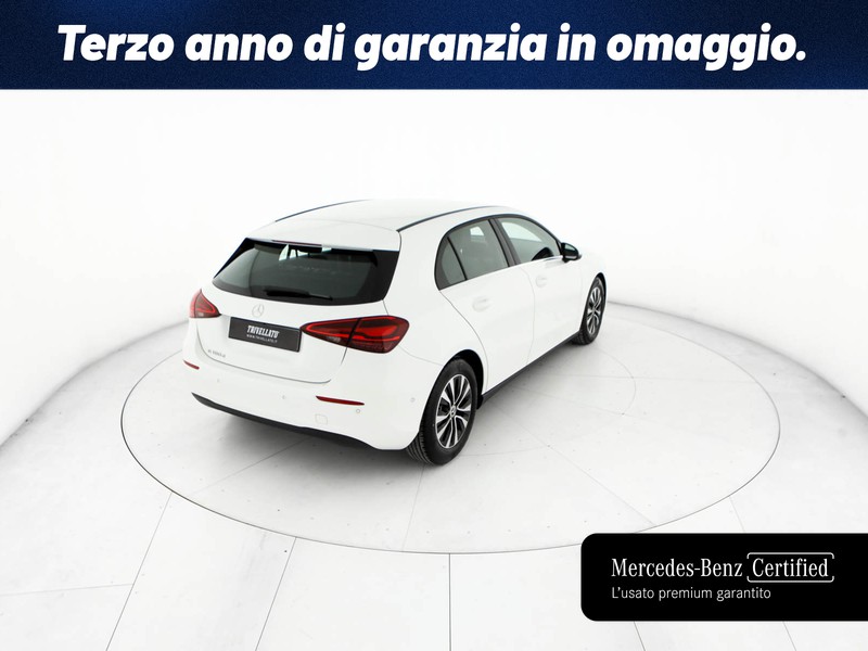 Mercedes Classe A 180 d advanced auto diesel bianco