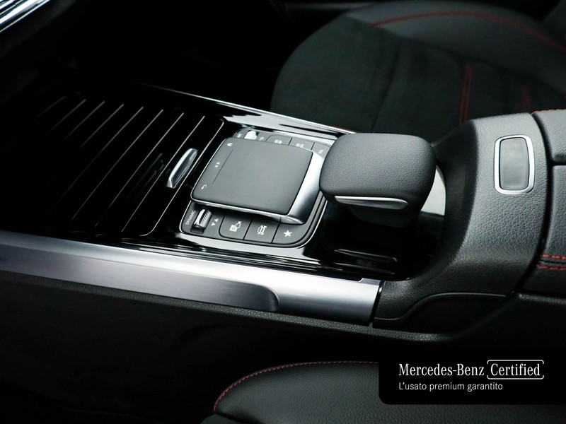Mercedes GLB 180 d premium auto diesel argento