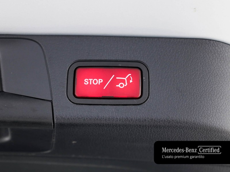 Mercedes GLB 180 d premium auto diesel argento