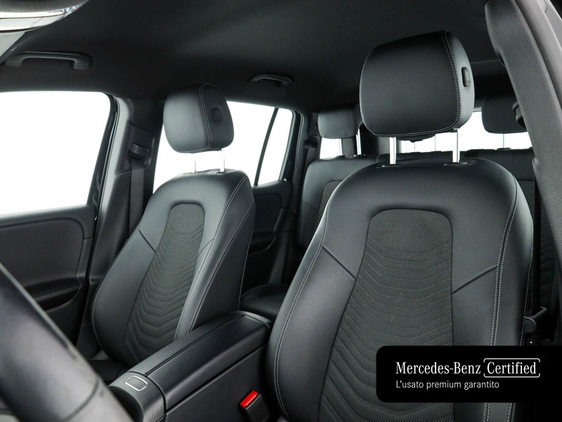 Mercedes GLB 200 d business extra auto diesel nero