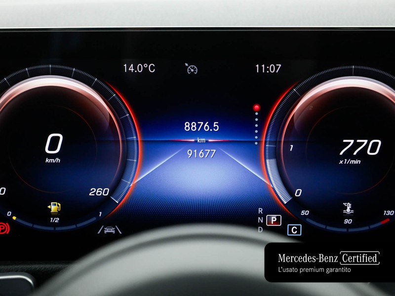 Mercedes GLB 200 d business extra auto diesel nero