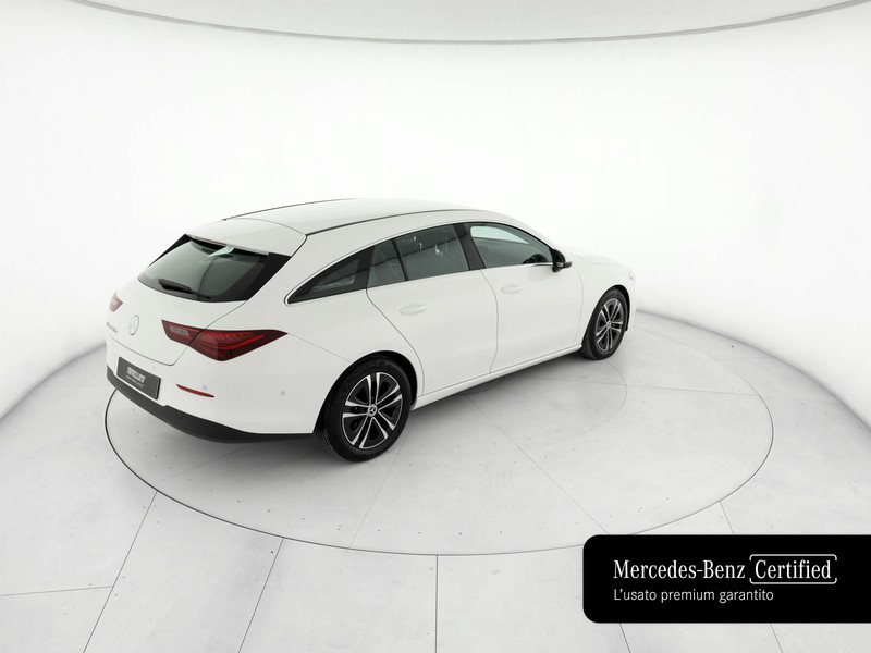 Mercedes CLA Shooting Brake  180 d advanced auto diesel bianco