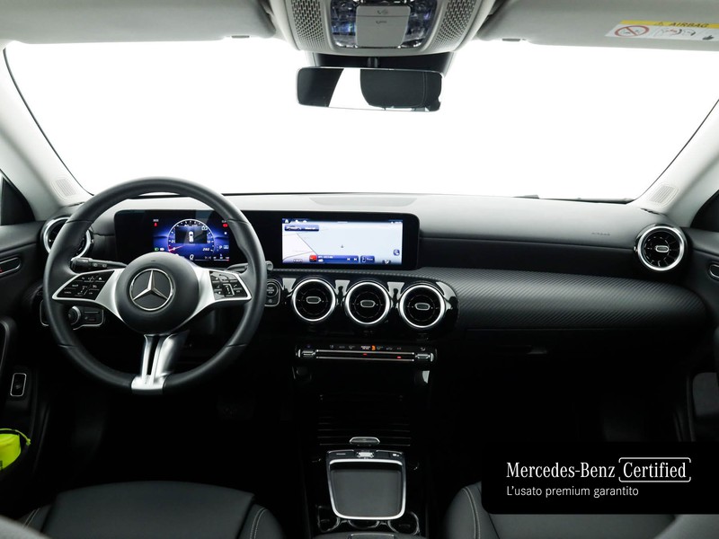 Mercedes CLA Shooting Brake  180 d advanced auto diesel bianco