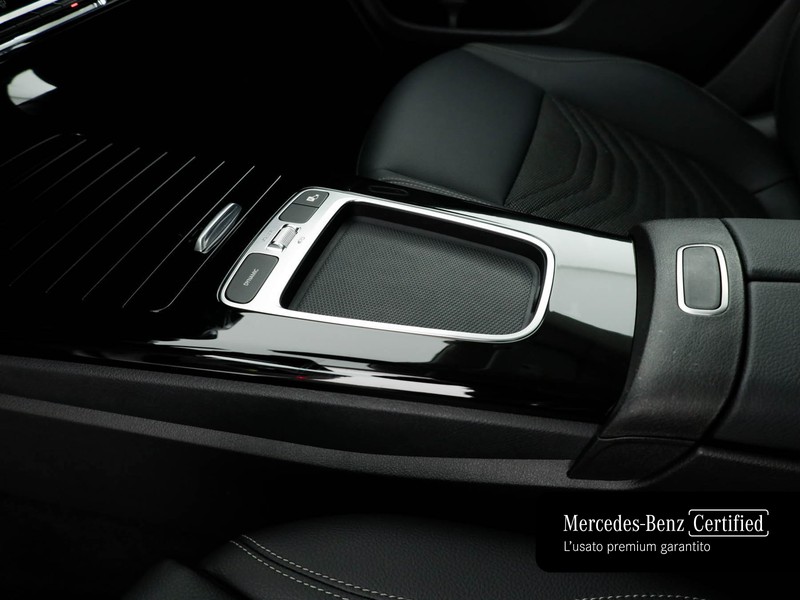 Mercedes CLA Shooting Brake  180 d advanced auto diesel bianco