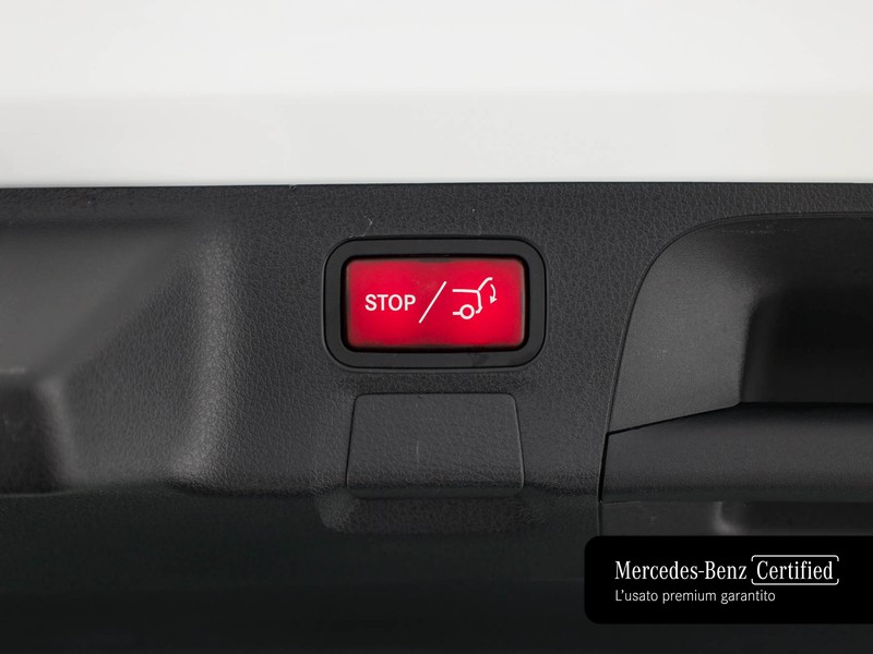 Mercedes CLA Shooting Brake  180 d advanced auto diesel bianco