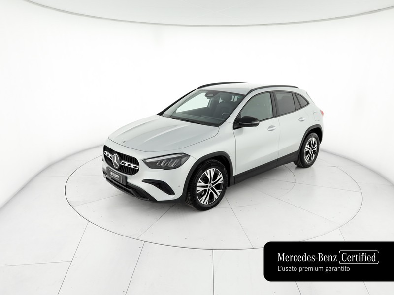 Mercedes GLA - foto 2