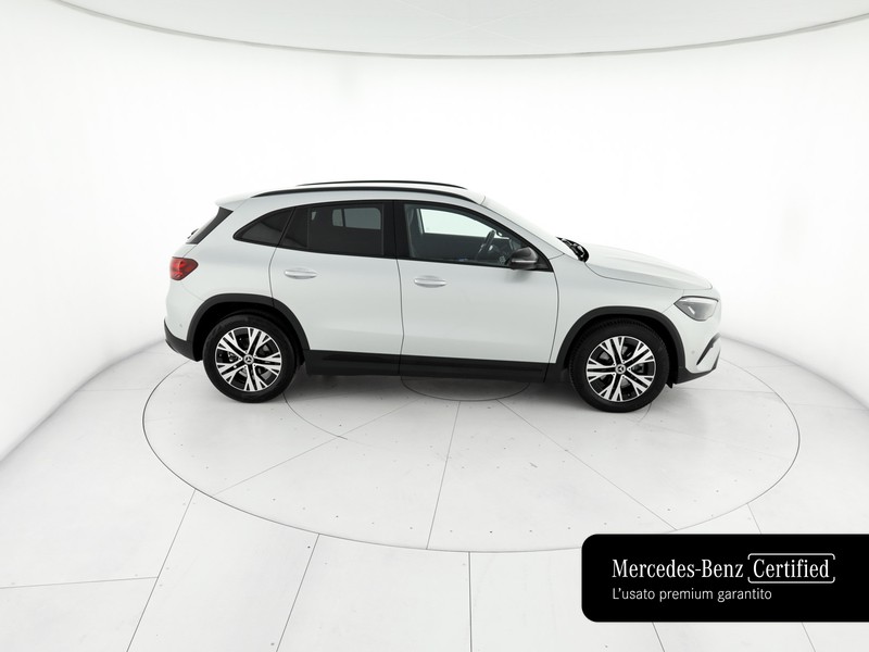 Mercedes GLA 180 d progressive advanced plus auto diesel argento