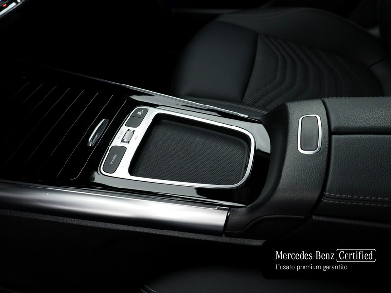 Mercedes GLA 180 d progressive advanced plus auto diesel argento