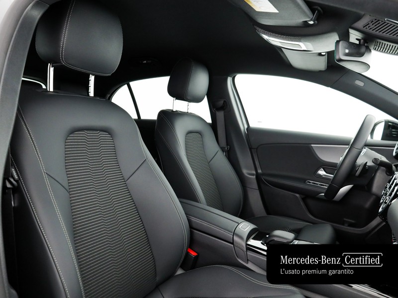 Mercedes Classe A 180 d sport night edition auto diesel grigio